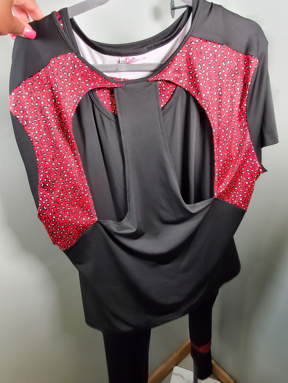 Black & Red Leopard-Accent 3 Piece Workout Set